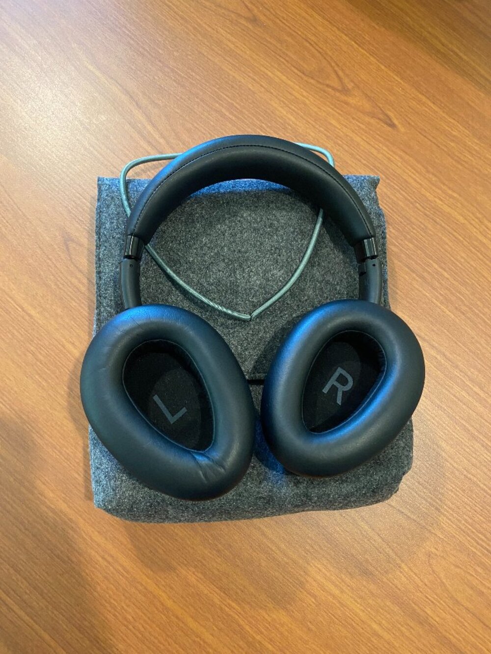 NWOT EPOS ADAPT 660 USB-C Wireless Noise-Cancelling Headphones